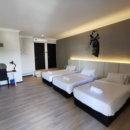 Foresight Hotel Tawau Buitenkant foto